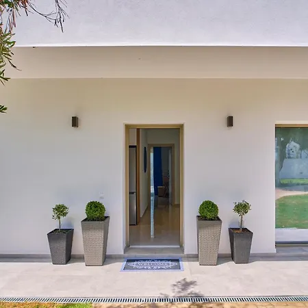 빌라 Polgar Corfu *