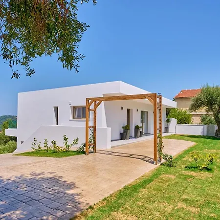 וילה Polgar Corfu Kavvadades